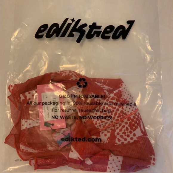 Roy printed mesh top from edikted - Picture 4 of 5